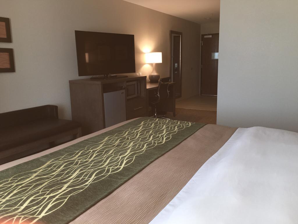 Comfort Inn & Suites Snyder Extérieur photo