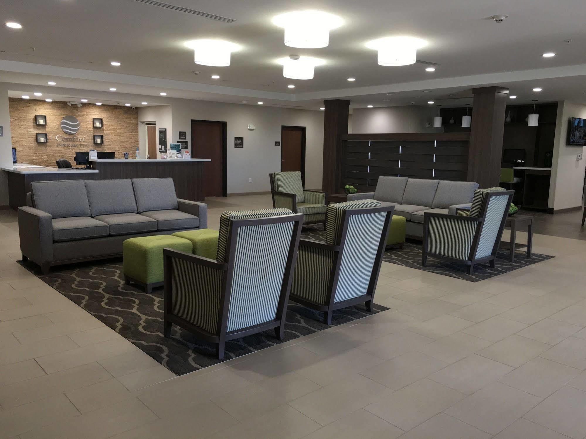 Comfort Inn & Suites Snyder Extérieur photo